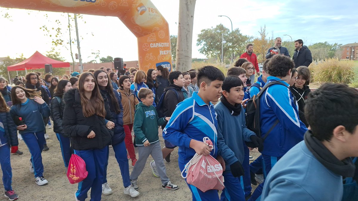 L’alumnat de 1r i 2n d’ESO va participar a la Cursa dels instituts organitzat per Reus Esport i Lleure i vam conèixer l’entorn de la Boca de la Mina.

#auténticos #autèntics #ConsolaciónEduca #ConsolacióEduca #FamiliaConsolación #FamíliaConsolació #totsjuntsfemescola