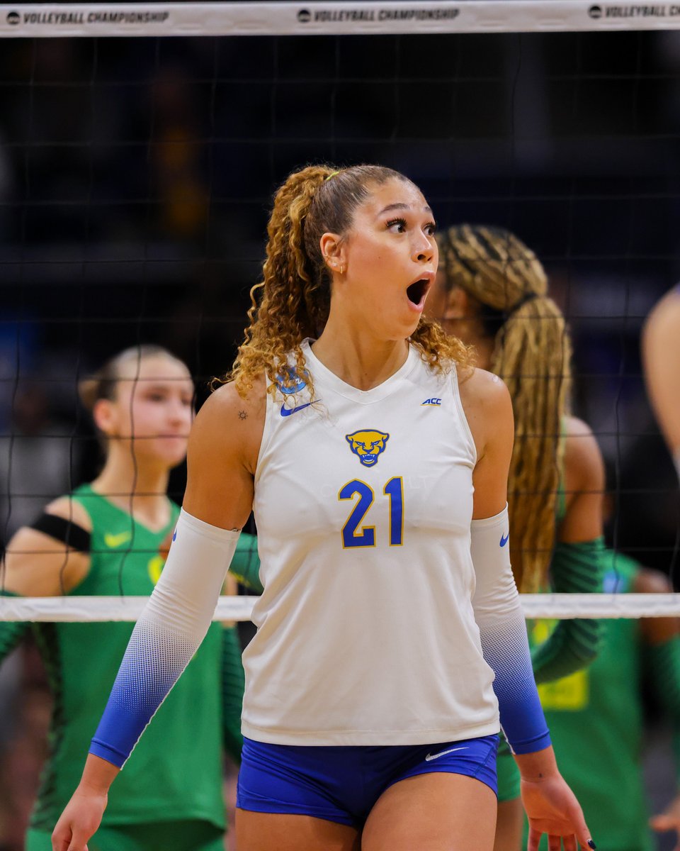 This run from Pitt at the moment 😳

Oregon needs a timeout!

S3|
Pitt - 16
Oregon - 10