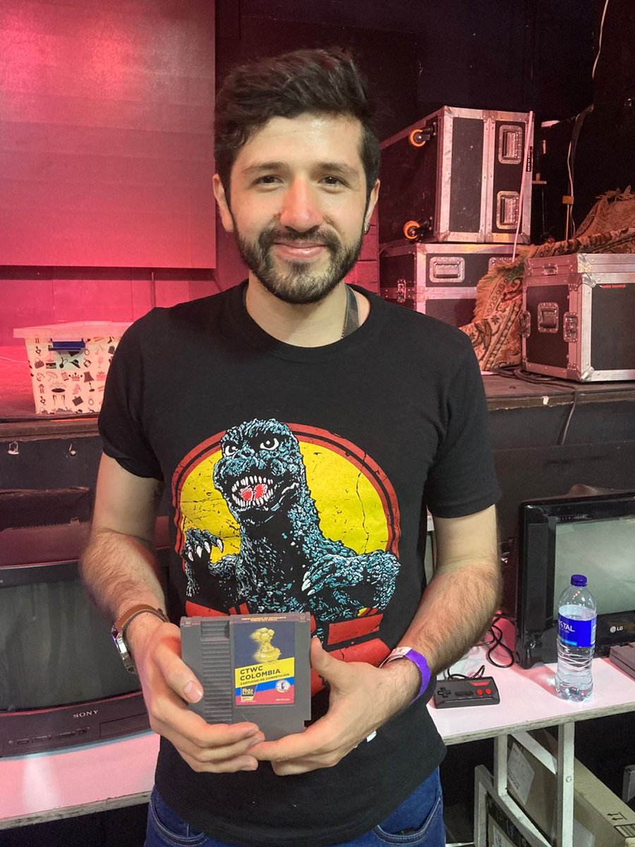 TetrisCol's tweet photo. ¡Felicidades a los ganadores del torneo! También a los ganadores de la clasificatoria de CTWC. Esperamos seguir trayéndoles eventos tanto en persona como en línea. 🏆 https://t.co/4pjlP6SkTu