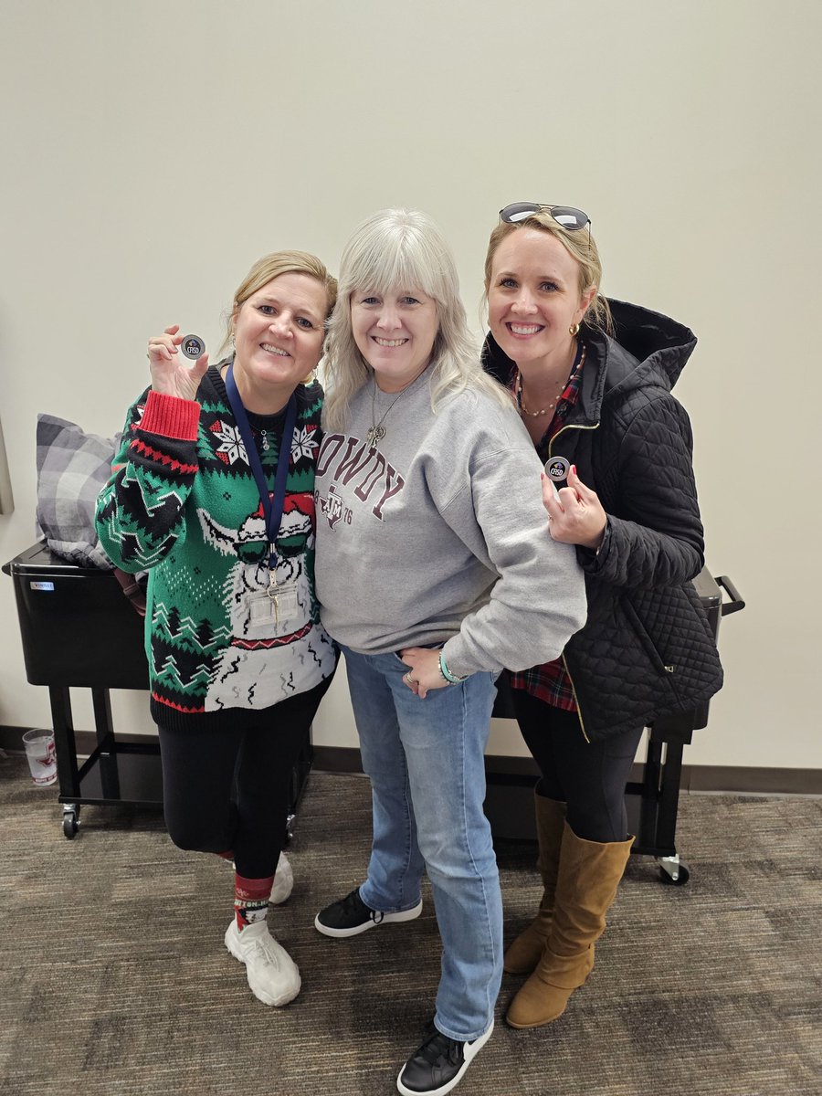 The #ALLINWOLFPACK celebrates <a href="/MrsClevenger1/">Jennifer Clevenger</a> &amp; Shelby Holloway's #CFISDSPIRIT with <a href="/DougKillian/">DougKillianPhD</a> service coin on the #pathtoamazing ELAR leadership! <a href="/suebrenz/">Susan Brenz</a> <a href="/allie_spear/">Allie Hollowell</a> <a href="/jesmcallister/">Jessica McAllister, M. Ed.</a> <a href="/MrsNgo04/">QuynhNgo</a> <a href="/KGrahmann/">Kathy Grahmann</a>