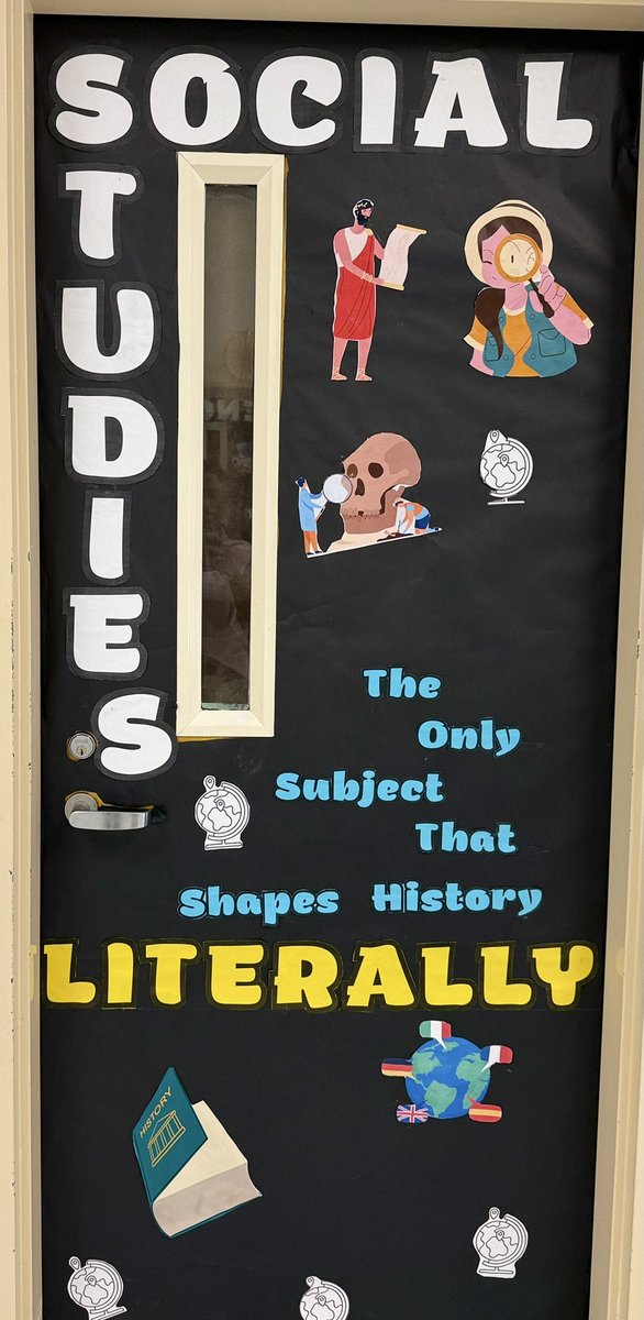 SMSMathTeacher's tweet image. Battle of the Subjects: Classroom Door Edition! Somehow, I ended up doing all the doors 😅
@AAMrFlowers @YvetteChristi16 @istaypersistent @Math_HCS @ATMMathematics @teachergoals