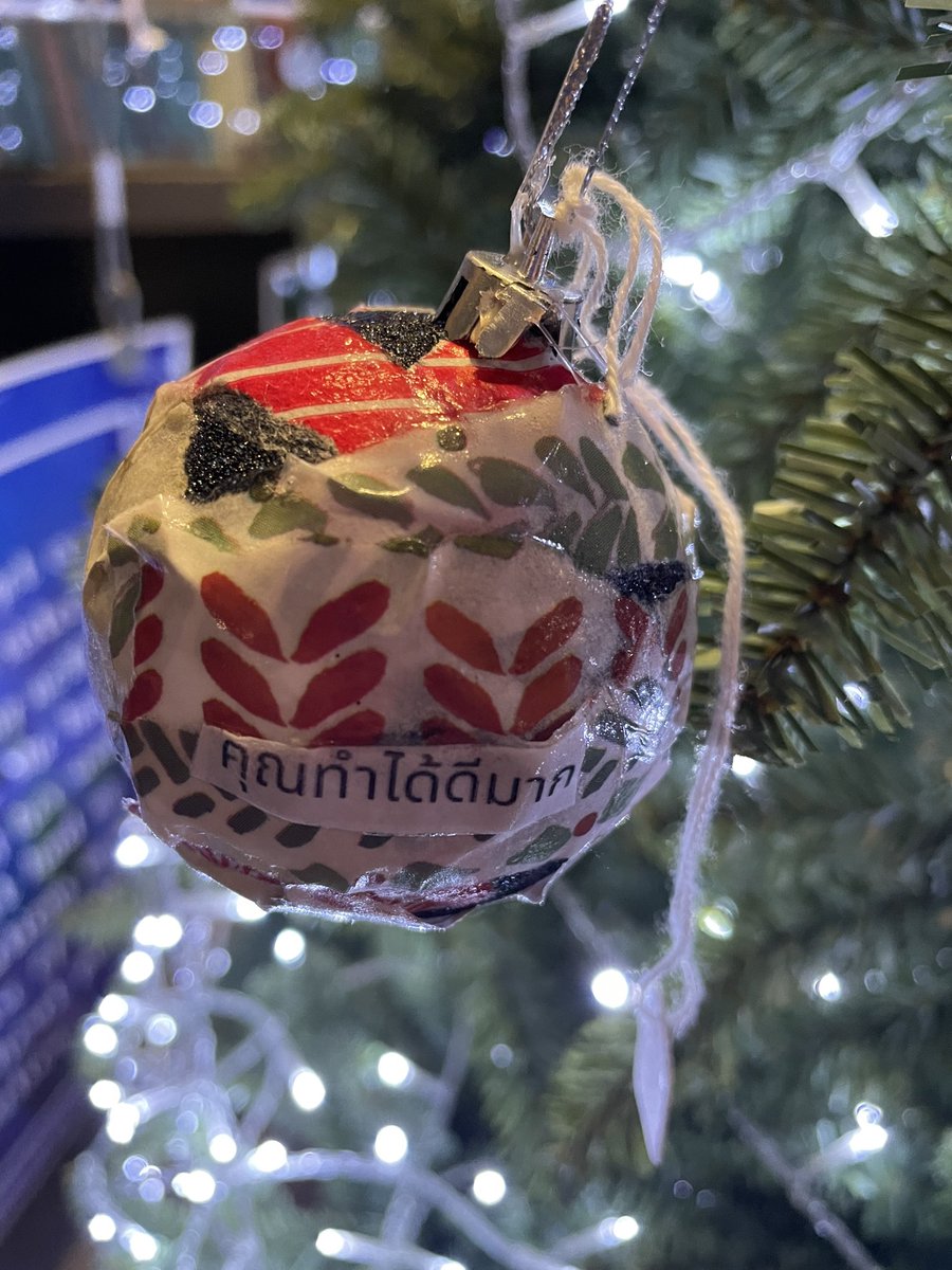 earmstronglib's tweet image. Tree decorations using positive words and messages in the languages of our students. Such a lovely idea and they look beautiful @CLV_ART