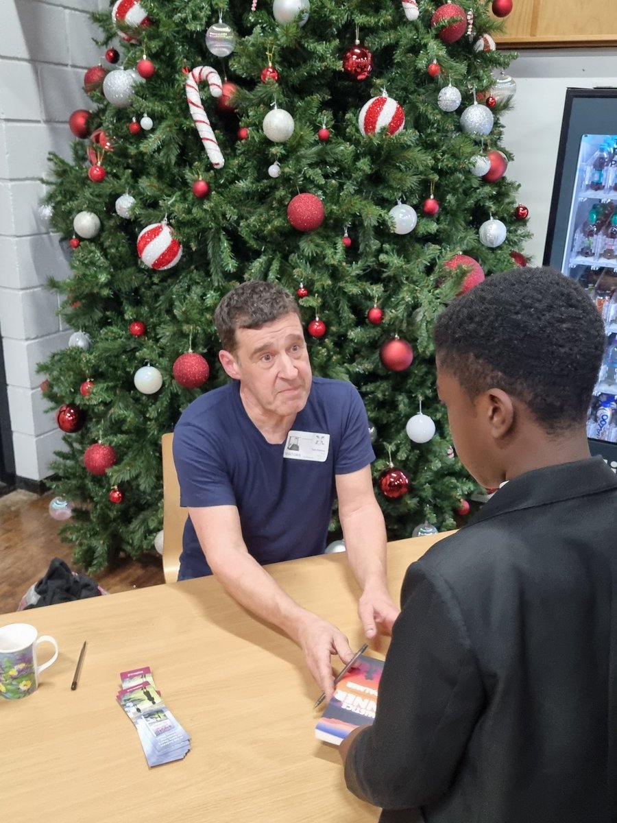 WalesLiteracy's tweet photo. An amazing afternoon with @tompalmerauthor today! Thanks for delivering such an inspiring message to our students, answering all their questions and signing their copies of your books! You certainly have a strong fan base here @WalesHigh 📚 https://t.co/PJCBYsQPQx