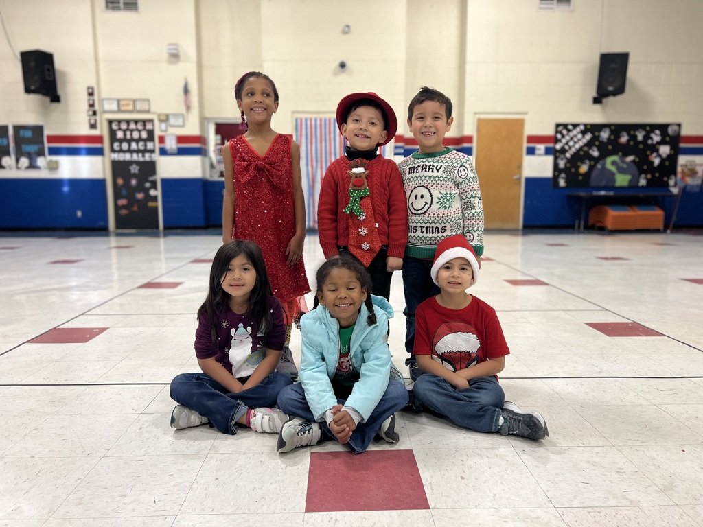 challengersmisd's tweet photo. Today our students are rocked their holiday spirit by dressing up in Christmas gear from head to toe! From Santa hats to festive sweaters, reindeer antlers, and holiday socks, the halls were brimming with cheer and creativity. 🌟🎄🎅 https://t.co/v7orRVtUJW
