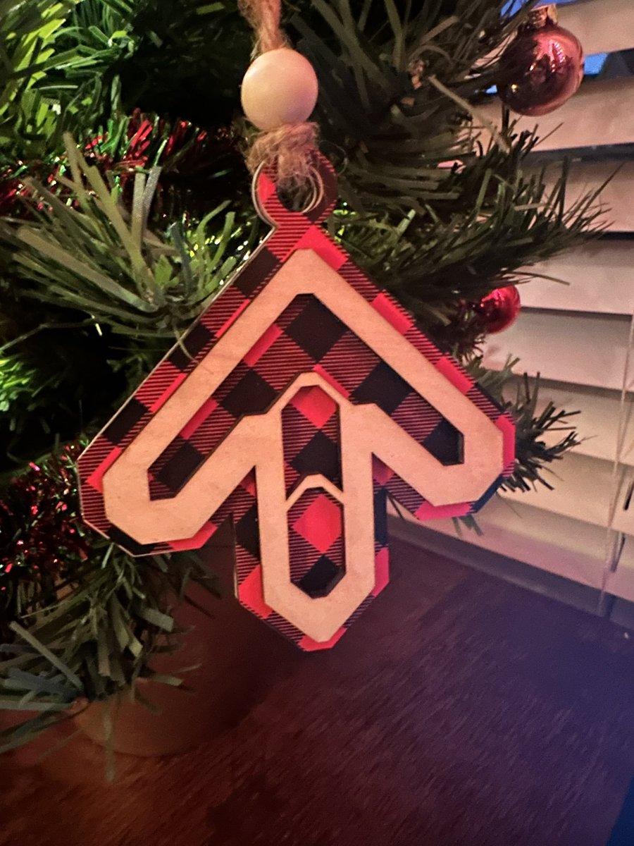 andkaseywaslike's tweet image. Such great quality and so cool to get these so fast from @shopDangerShark