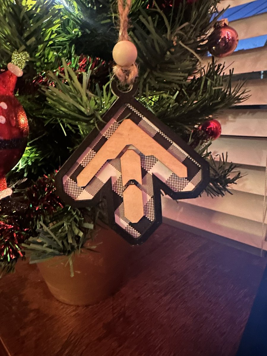 andkaseywaslike's tweet image. Such great quality and so cool to get these so fast from @shopDangerShark