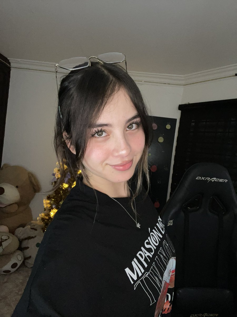 día 6 🥸
RT y te besisaludo 
twitch.tv/evapartis