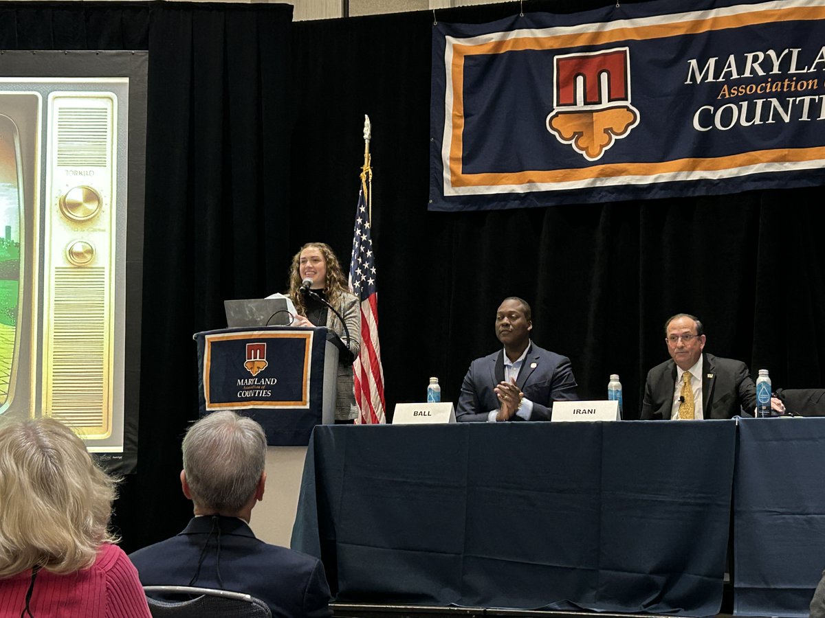 MDStateLibrary's tweet photo. It's great to meet with library leaders, elected officials and decision-makers from throughout the state at the @MDCounties Winter Conference! Lots of learning and new connections! The conference began yesterday and wraps up tomorrow. #MACoCon #MDCounties https://t.co/gpQOuZYG4N https://t.co/phG6Ikmu8l