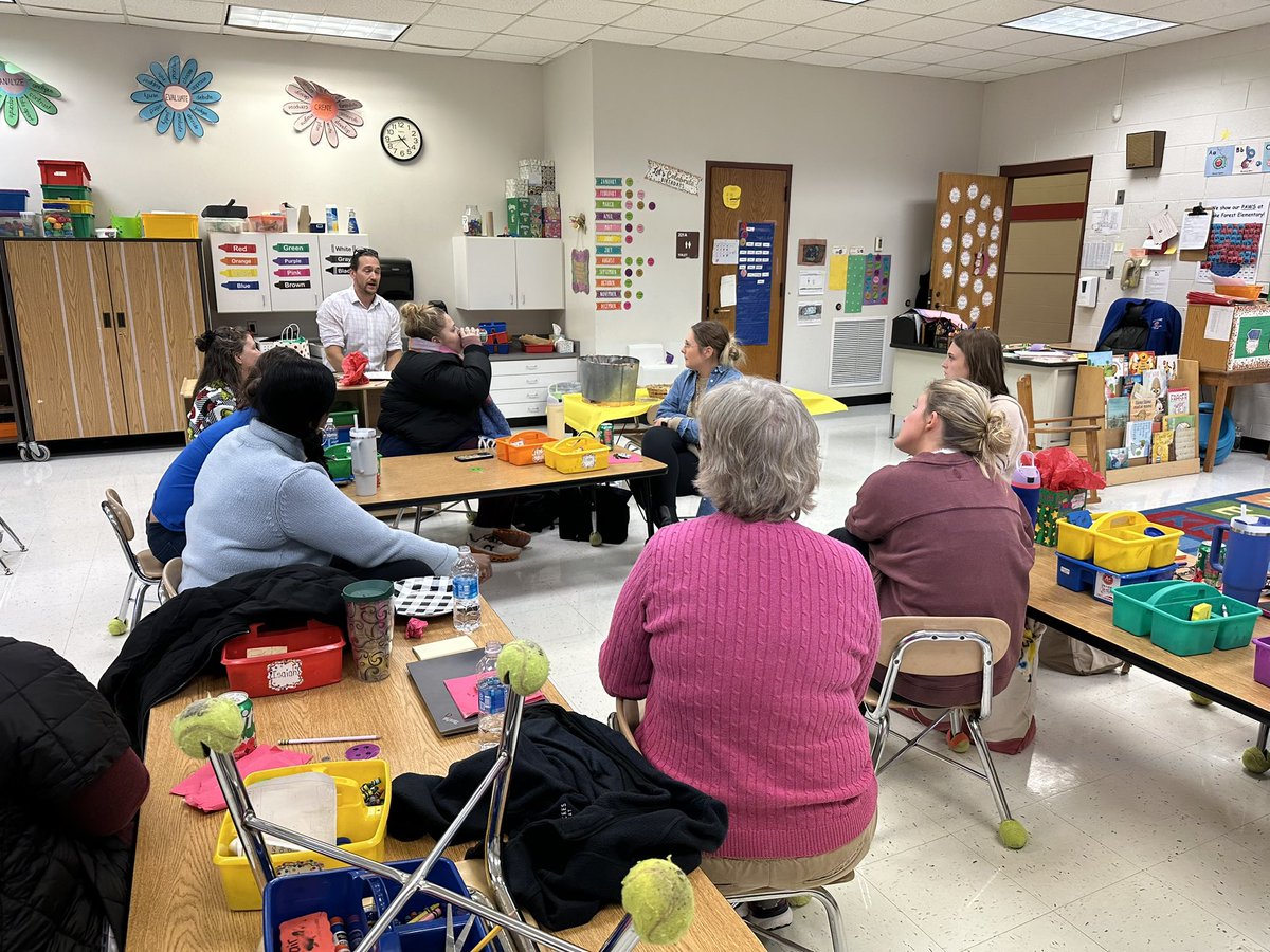 Big thank you to Harmony 360 counseling in WF who came and gave BT’s (and some of us old dogs) a nice chair massage at our BT/Mentor support meeting🙌🏻<a href="/WCPSSTSP/">Teacher Support</a>