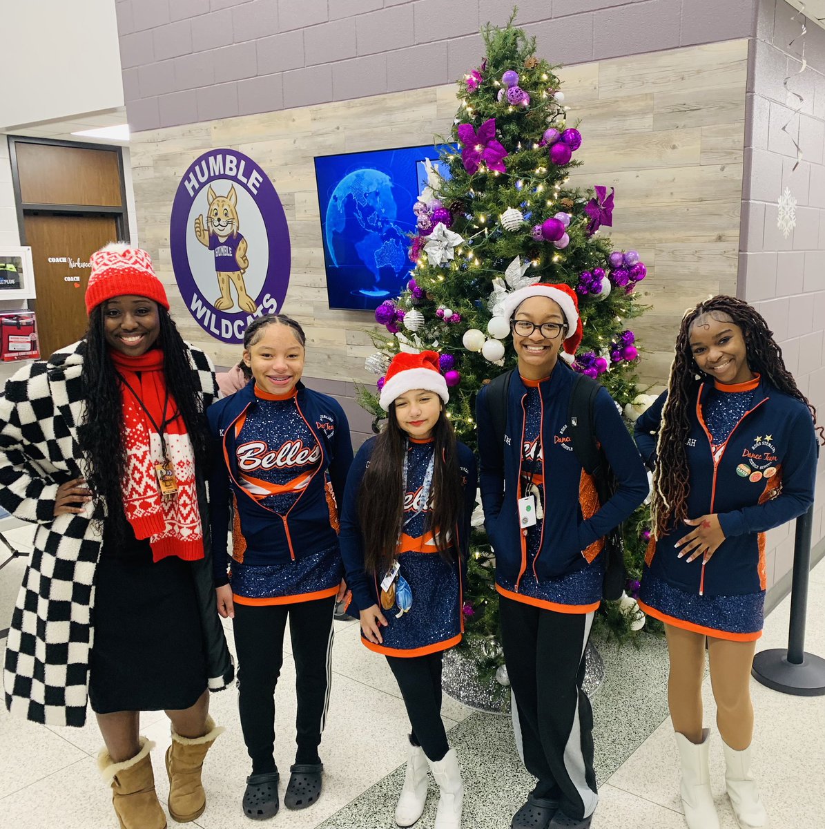 H.E. Rocks! tweet media