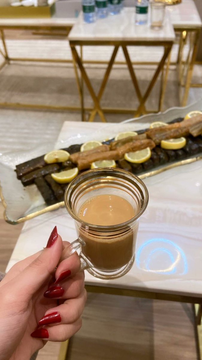 _14742's tweet photo. هو الأنيس المؤنس
والرفيق الفارق
         ❤️ https://t.co/9jsU2GbnyD