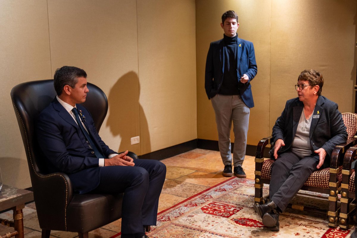 Santiago Peña tweet media