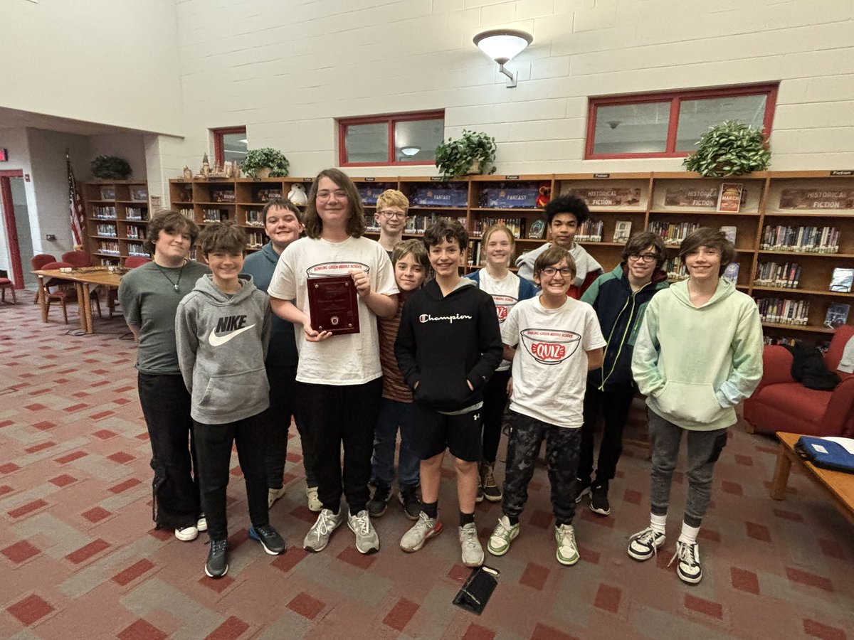 We may have ended our season before Thanksgiving break, but these Quiz Bowlers kept going to defeat both their parents and the BGMS staff! They are truly amazing and so much fun. 

Huge thanks to all the staff that stepped out of their comfort zone to participate 😁