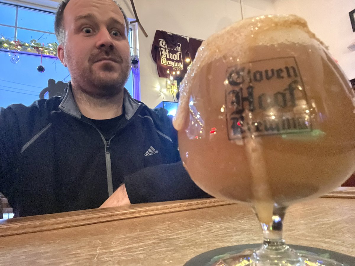 NickHoopes_'s tweet photo. Itβs called Gryla.
And itβs part Winter Warmer, part applesauce π
#TeamBuildingActivities #BeersAfterWork https://t.co/IuD963ekRs