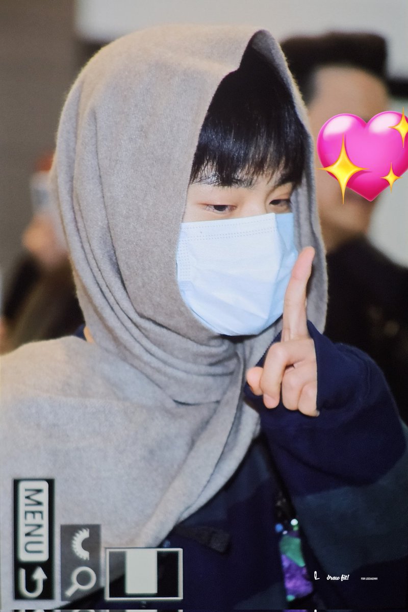 Daehwicom's tweet photo. 241213 🤫 귀염슨,, #이대휘 #AB6IX #에이비식스 #DAEHWI https://t.co/TT9vkX5yzN