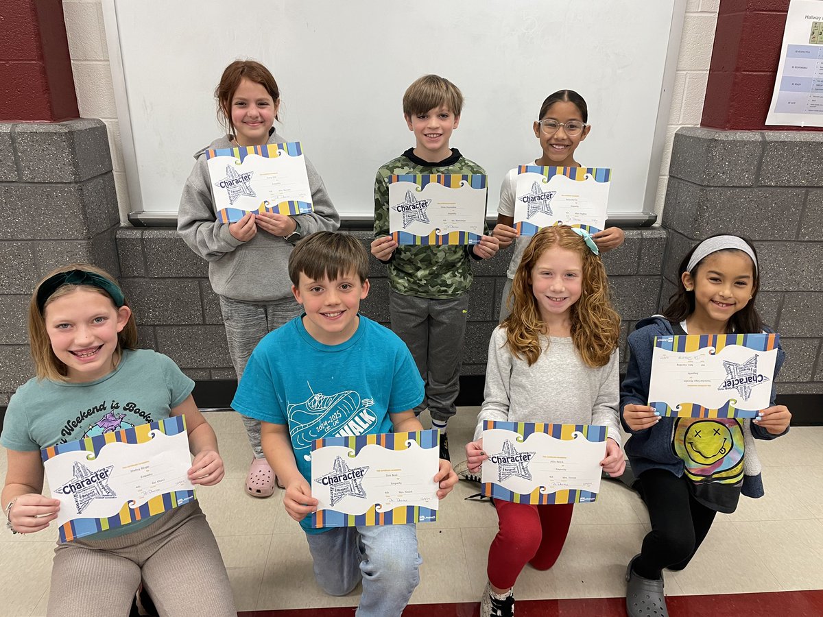 LICDaecher's tweet photo. Congrats to our 4th grade Students of the Month for demonstrating empathy! @hempfield https://t.co/tgmckeRfDU