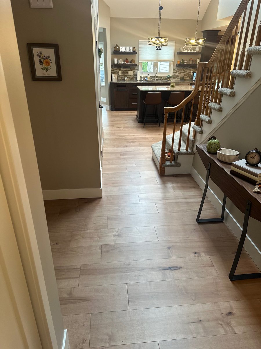 Hallmark Floors tweet media