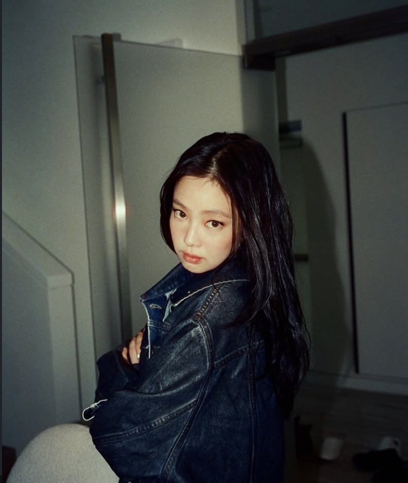 CrunchYnaa's tweet photo. This woman right here changed my life.

#JENNIE #Jennierubyjane #blackpink #blink #nini #MarriedAtFirstSight https://t.co/MmmIuZYruf