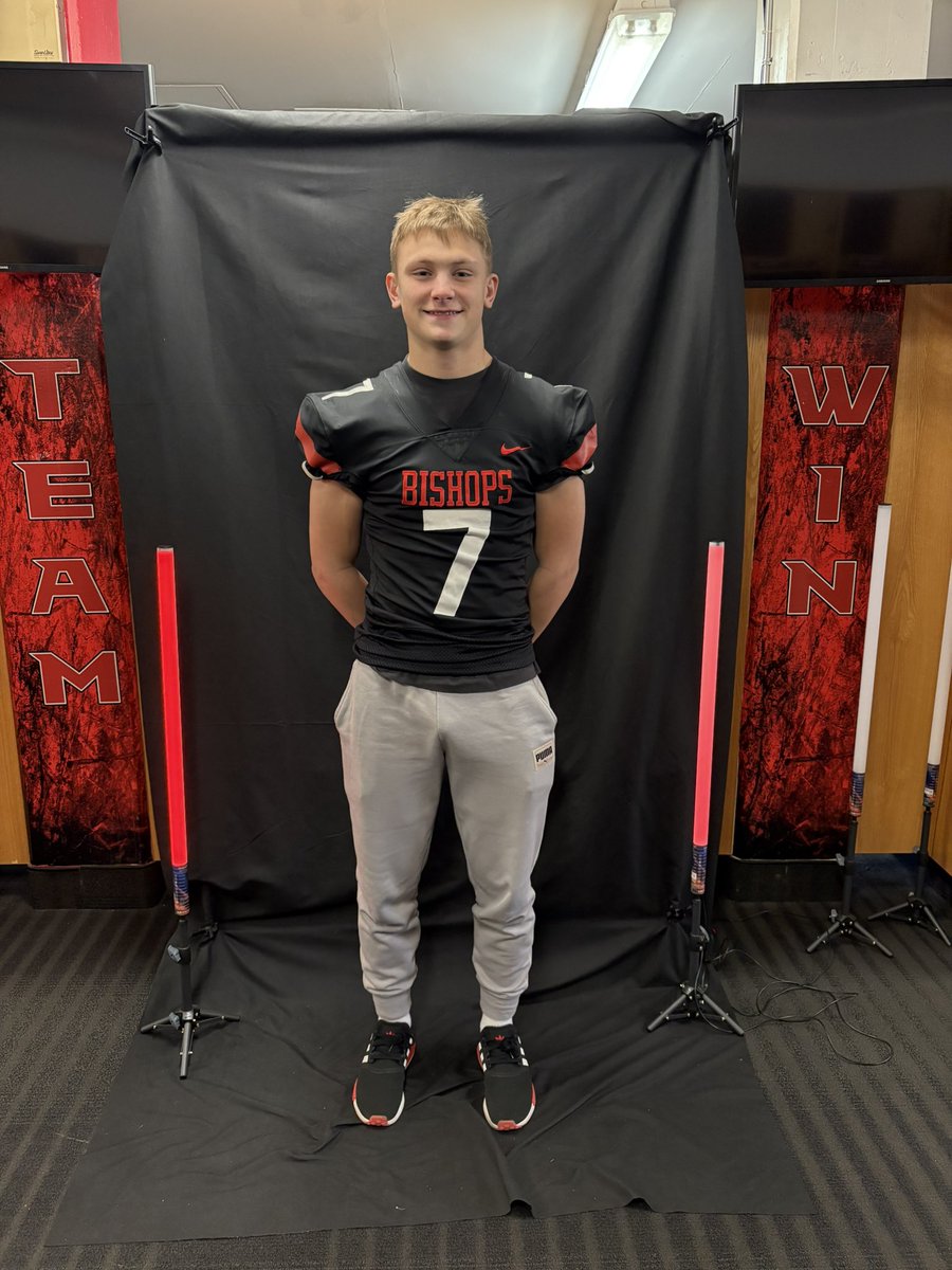 RadebaughIsaiah's tweet photo. Had a great time visiting Ohio Wesleyan University and learning about their program! Thank you! #GoBishops
@OWUBishopFB https://t.co/oQkqq9DxMk