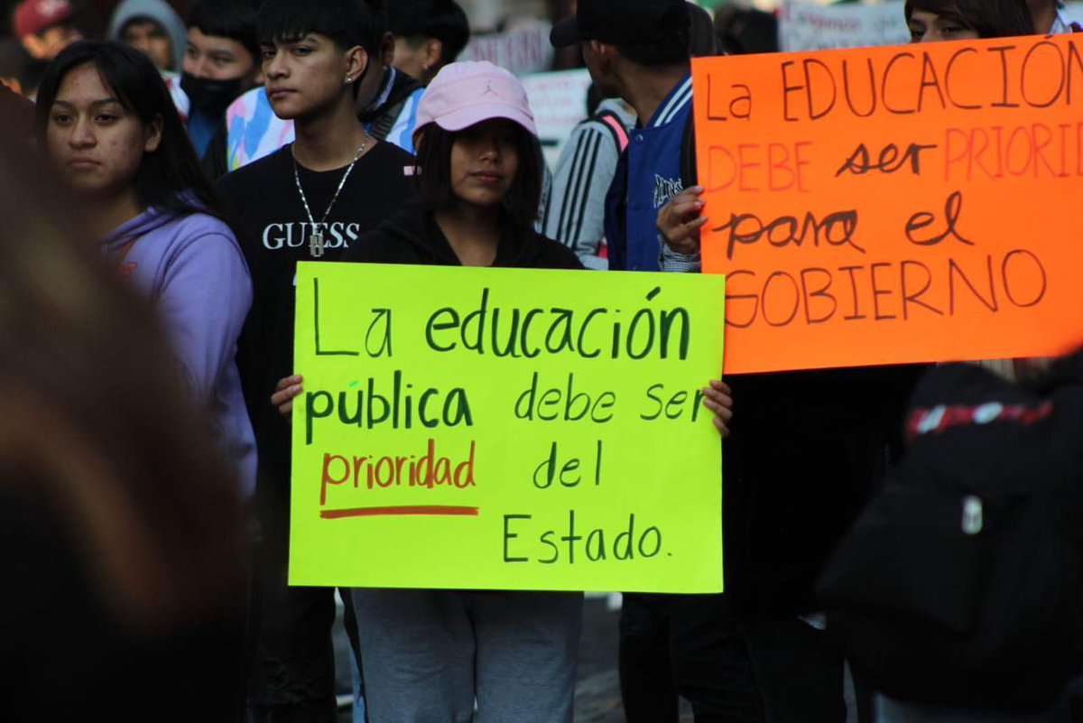 #PEF25NoAtiendeCrisisEducativa

Más de 20 millones de estudiantes presentan rezagos significativos en su aprendizaje 

@GobienoMX <a href="/Mx_Diputados/">H. Cámara de Diputados</a> <a href="/SEP_mx/">SEP México</a> <a href="/mario_delgado/">Mario Delgado</a> <a href="/Claudiashein/">Claudia Sheinbaum Pardo</a>