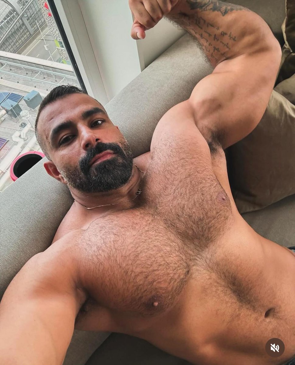 bearwww's tweet photo. #beard #bearded #atlanta #georgia #bear #muscles #beardsofinstagram #muscles #savannah #muscleup #musclebear #beardstyle https://t.co/AYrtKqPHvQ
