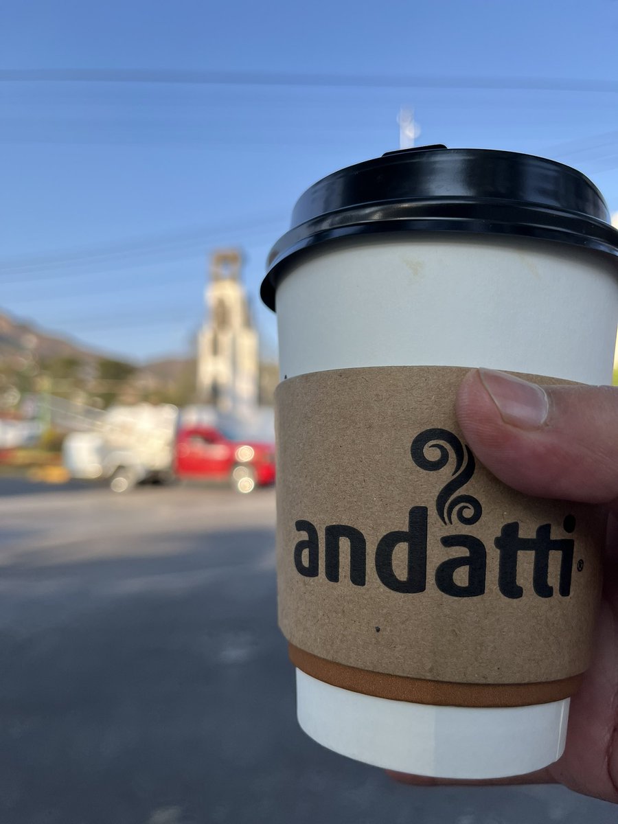versuserwinmx's tweet photo. .@Tiendas_OXXO  #andatti #cafe https://t.co/Lc2YJ59IgA