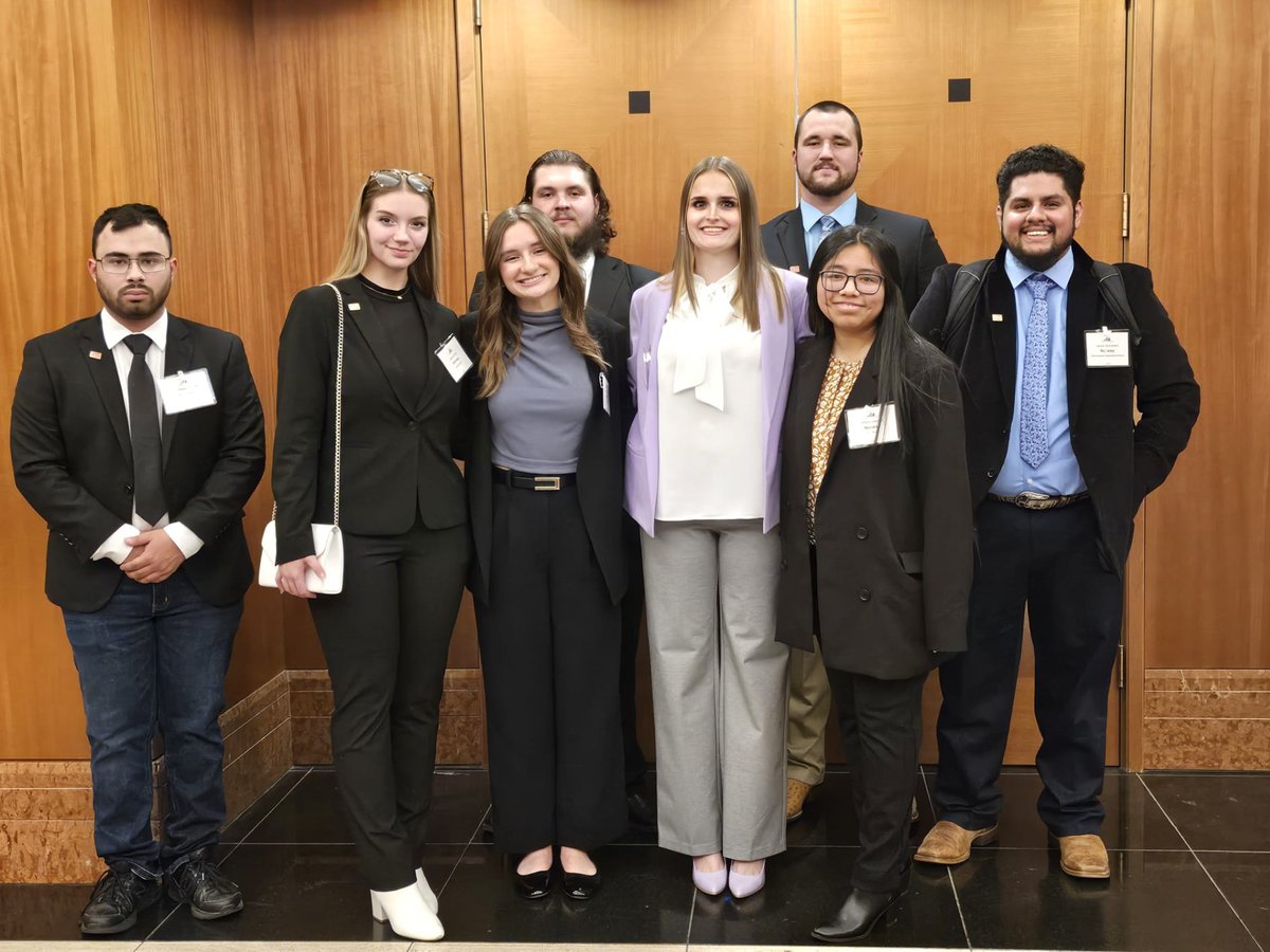 ETBU's tweet photo. Eight students from ETBU recently participated in the American Model United Nations (AMUN) International Collegiate Conference in Chicago, Illinois, from November 23 to 26, 2024. Read more at https://t.co/IzZ2RvFegZ. https://t.co/zh9XPZ5uW6