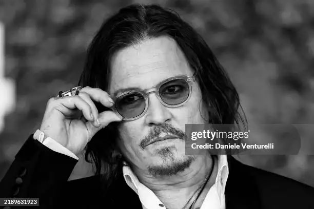 DeppInSpanish's tweet photo. Black &amp; White at the Red Sea International Film Festival #RSIFF24 📸🖤🤍 https://t.co/ohb8OsR3xD