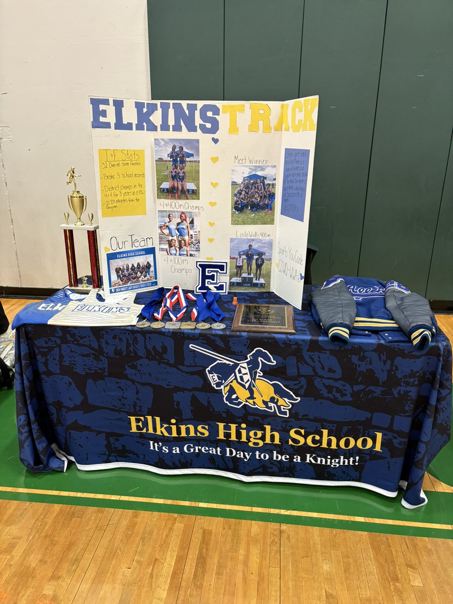 ElkinsTrack's tweet image. Proud of Kaiya and Zoe for representing Elkins High School at the Quail Valley Middle School Career Day. @CourtneyMuceus @djackson11SU @FBISDAthletics