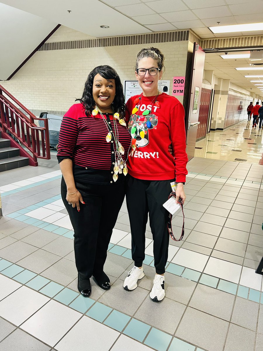 Nichols Jr High tweet media