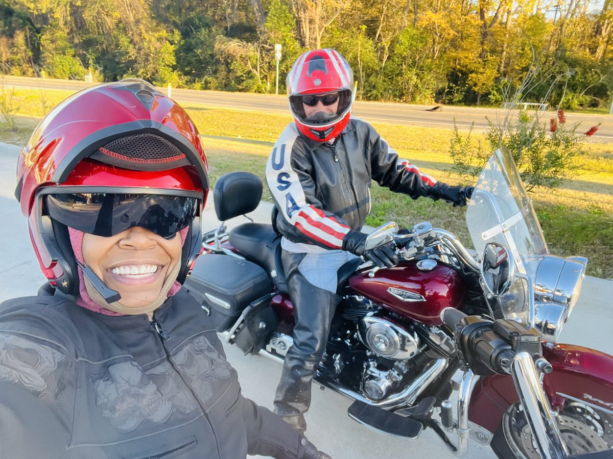 🌿 Thankful Thursday 🍁
Today, I’m thankful that He has allowed me to fulfill one of the desires of my heart — 🏍️riding my motorcycle. God’s creation one ride at a time.
What are you thankful for today? 🤗🎉#Psalm374 #BlessedJourneys #2W1L
Elite WW Travel 
DrKimm Consulting