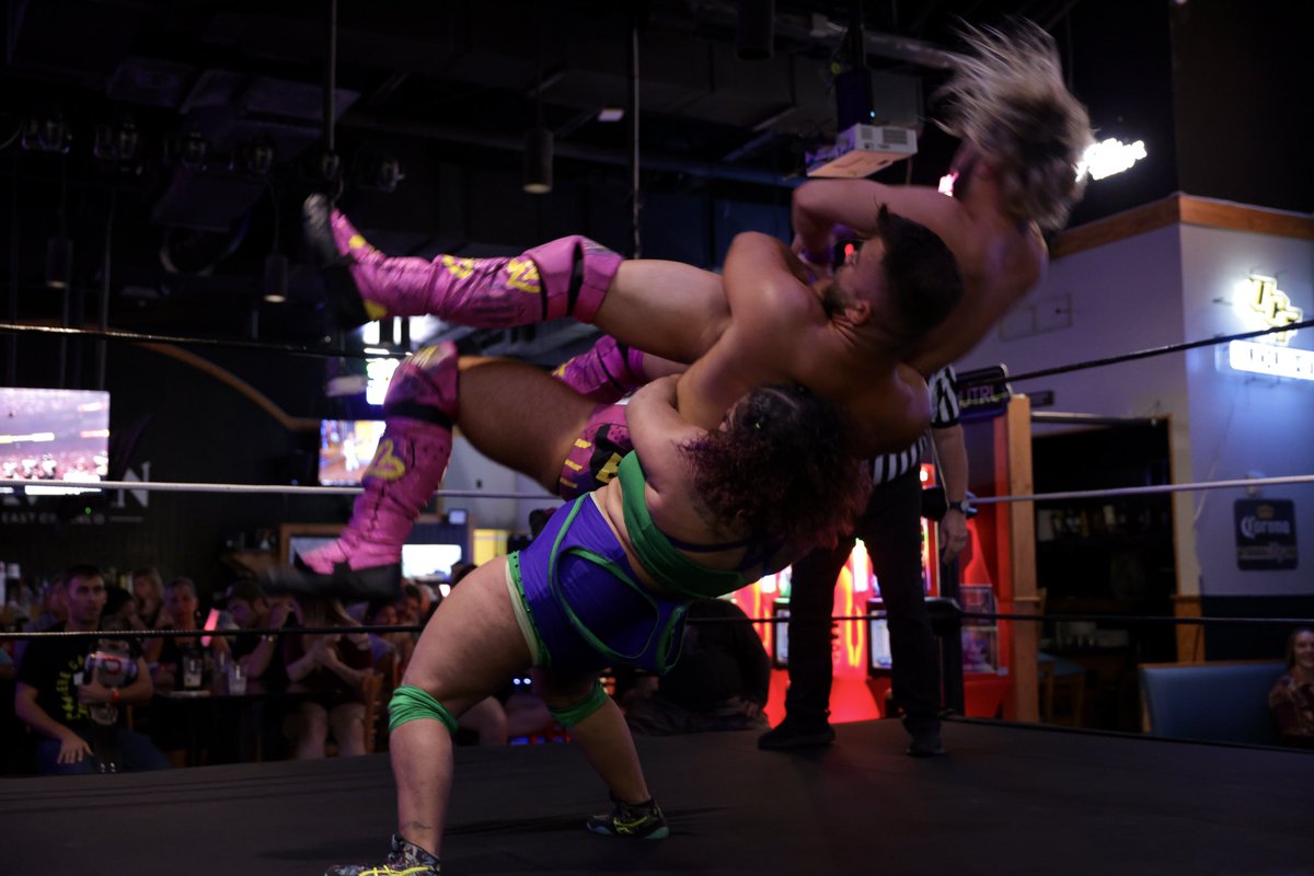 tanailysuplex's tweet photo. The Atomic Formula is ready to run it with EVERYONE &amp; ANYONE! Who wants next? Watch this full match now! Link in bio! ⚛️🤼‍♀️🏅 #AtomicFormula #SuplexQueen
#BrianAtomic #GoingForARide #GasEm #grappler #shooter #strikers #suplex #wrestling #prowrestling #tagteam https://t.co/UKTtM81Euf