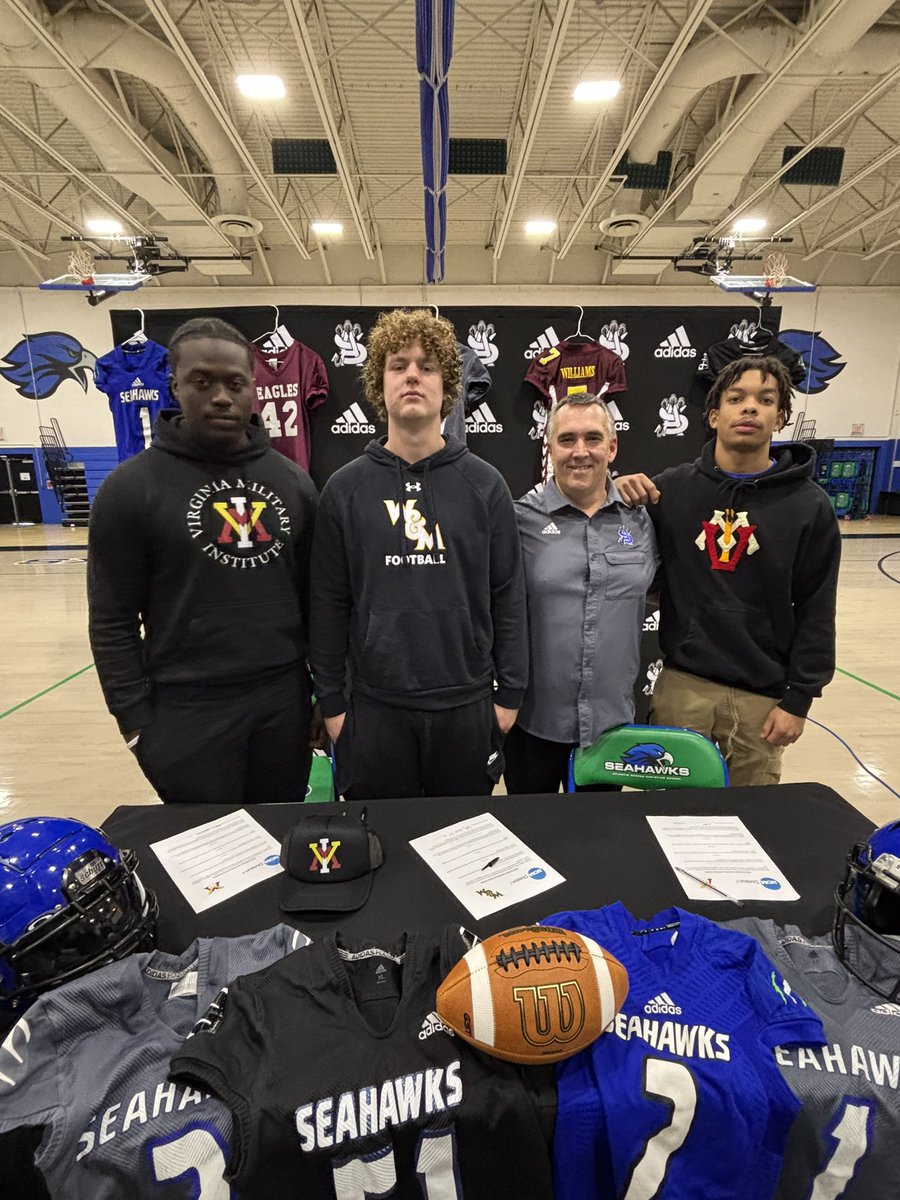 Congrats to <a href="/_chrishiggins1/">Christopher Higgins</a> <a href="/Corey_Wil13/">Corey Alijah Williams</a>  <a href="/will_ferguson81/">William Ferguson Jr</a>, as we celebrated their signings Thankful for their commitment to our program. We are looking forward to seeing them compete. #HokaHey