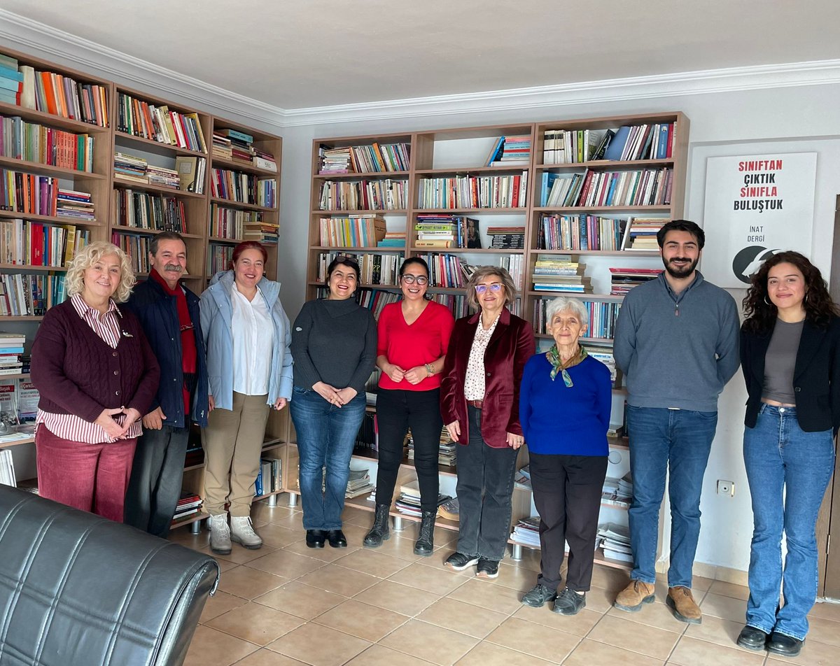 umutfeda's tweet photo. Yurttaşlar Birliği olarak "Haklarımızı alacağız" diyerek 28 Aralık'ta binlere kavuşmak için muhalif tüm parti, Stk, Dernek vs ziyaret ediyoruz. Dün #TurkiyeİşçiPartisi Ankara İl Başkanlığı’nda Milletvekil #SeraKadıgil ve İl Başkanı #FıratÇoban ile hasbihal ettik. Teşekkür ederiz. https://t.co/00nXqAizV6