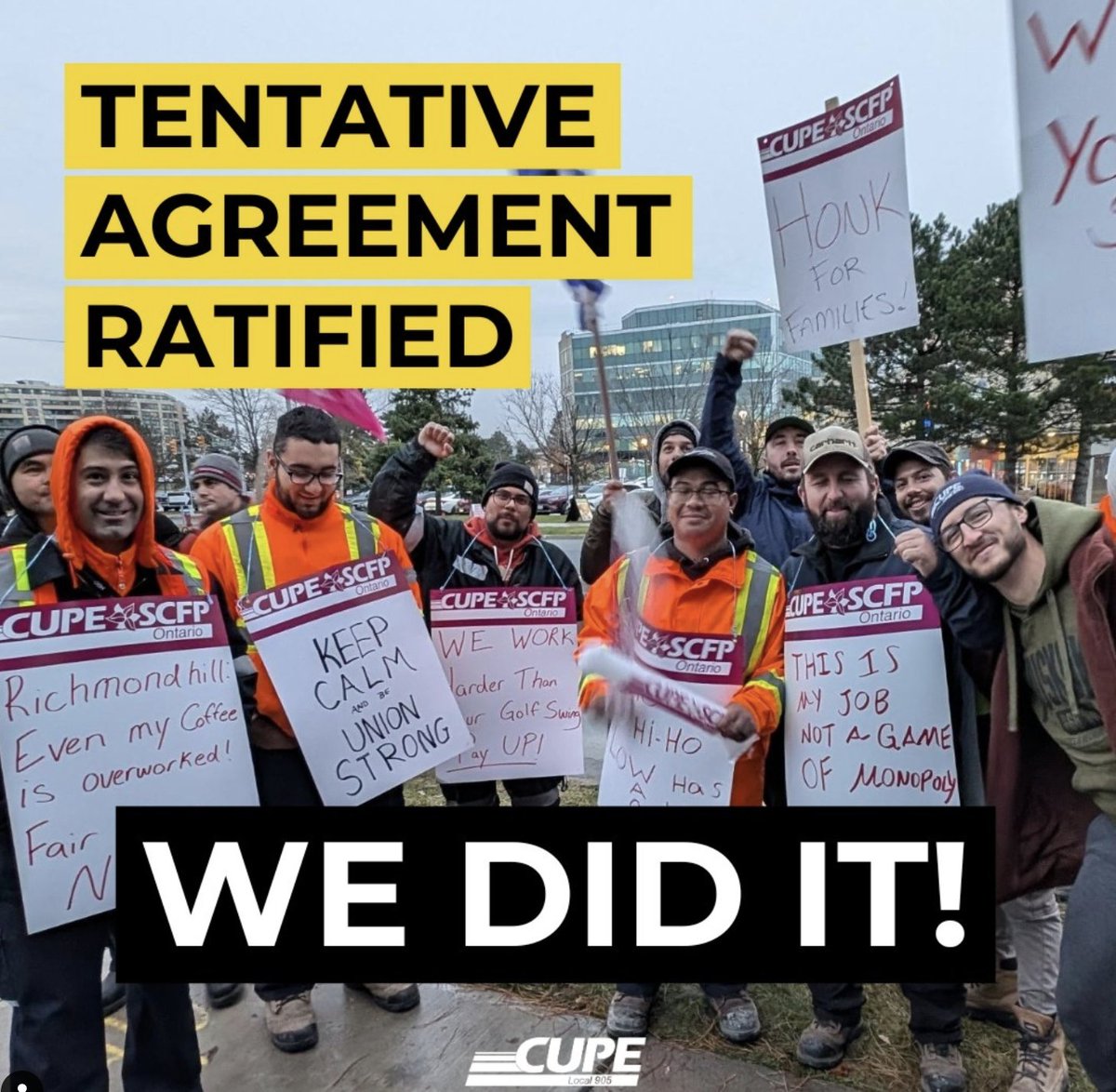 Congratulations to <a href="/CUPE905/">CUPE Local 905</a> Richmond Hill workers on ratifying a strong new collective agreement after over two weeks on strike. 
More: cupe.ca/cupe-905-membe… 
#OnLab #OnPoli
