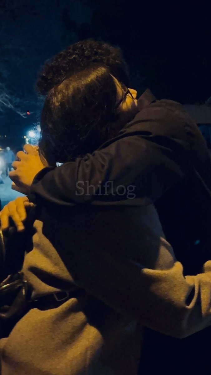 Shiflog's tweet image. shhh… sessizlik bugün en mutlu günüm🩶
trying to come again from iran 🇮🇷Every second I was on the set realizing that I couldn’t reach to give you the BD gift 🥲and waiting for 10 hours in this weather, değdi♥️
it was the happiest ending I could imagine😍
#HalitÖzgürSarı #Yabani