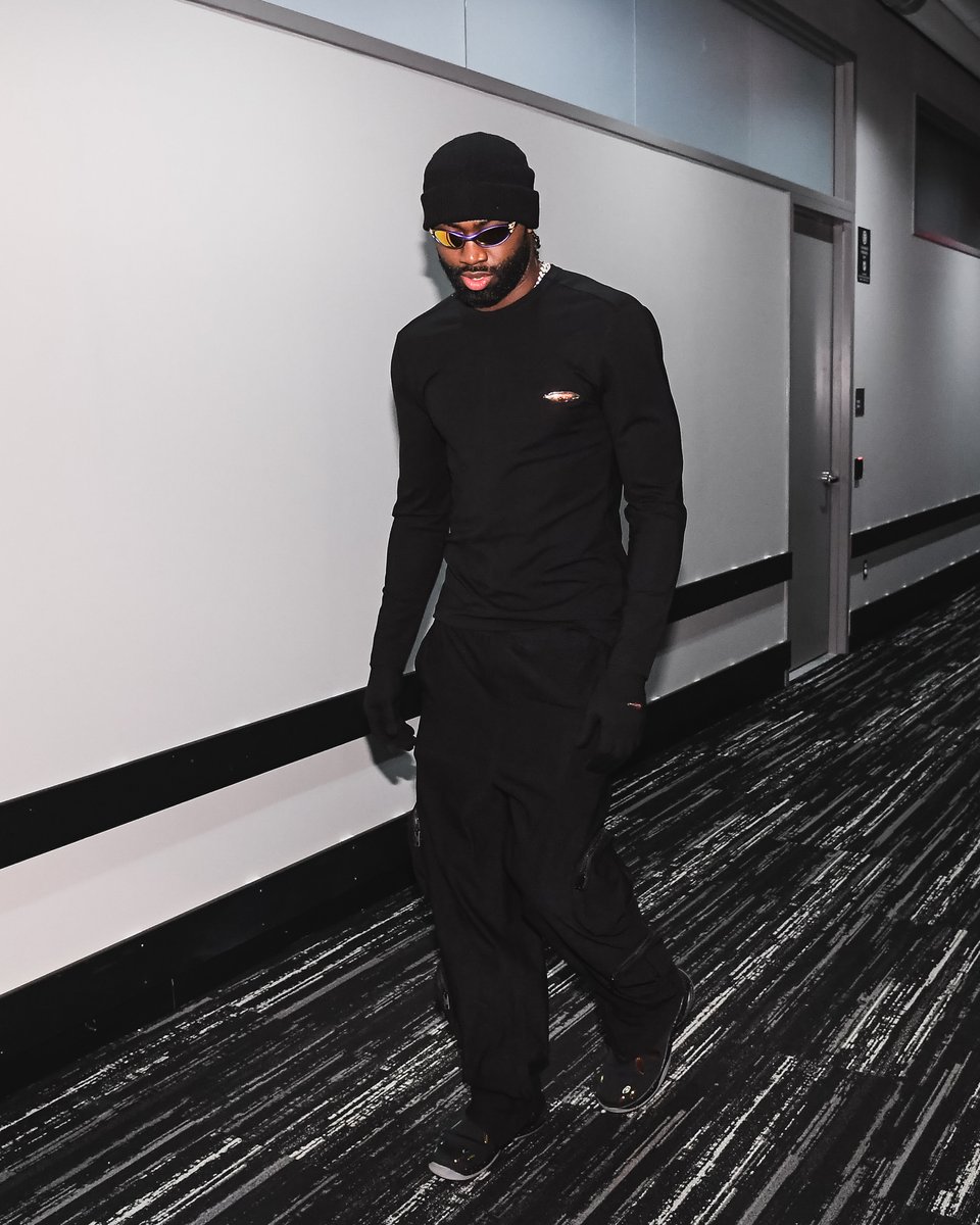 celtics's tweet photo. Just a chill guy 😎 https://t.co/AemXrrvDK4