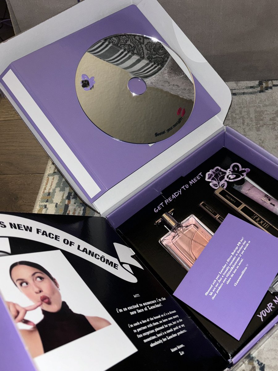 natisxn's tweet image. AAA SO OBSESSED ! Definitely buying a new eyeliner as this one dried out. Tysm @LiviesHQ @LancomeUSA 💜 #LancomexOlivia #GiftedByLancome 💜🫶 So grateful for this. I cant wait for what’s to come with Olivia being the new face of Lancome !!! aaaaaa