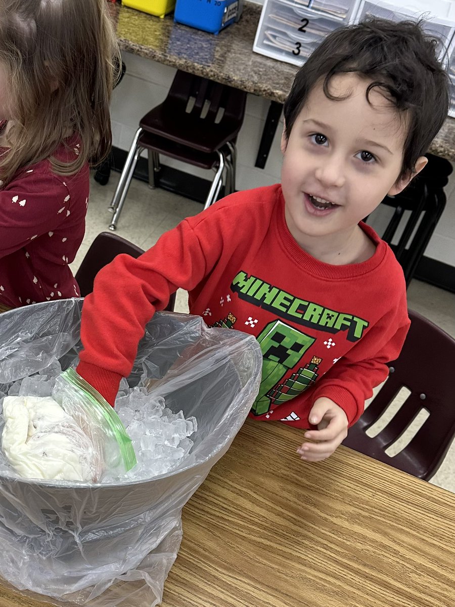 Ashley Murphy tweet media