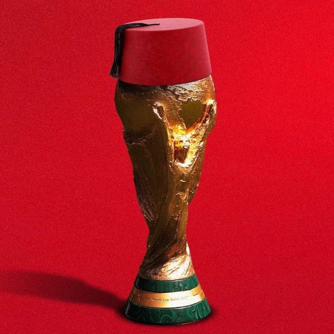 ammorm's tweet photo. الخبر اليقين جاء يوم الرابع من أكتوبر 2023 ببيان رسمي من الديوان الملكي المغربي. 

كأس العالم 2030 ستقام في المغرب وإسبانيا والبرتغال. 

ثلاث أمم عريقة يجمع بينها تاريخ طويل لم يكن دوما ورديا، لكن بينها الكثير من المشترك الثقافي والتراثي الذي لا تخطئه العين سواء زرت جنوب إسبانيا أو بعض مدن المغرب التاريخية خصوصا في ثلثه الشمالي، كما أن المستقبل المشترك يدعو الدول الثلاث إلى المزيد من التعاون والتنسيق. 

كل هذا جيد والإعلان الرسمي يوم الأربعاء كان مجرد إجراء شكلي فلماذا كل هذا الهجوم الشرس على المغرب ؟

من يعتقد أن المغرب "يتسول" لإتمام مشاريع كأس العالم فهو غبي، لأن الكثير من هذه المشاريع تتجاوز كأس العالم، وستبقى إرثا للأجيال القادمة كما تطلب الفيفا من الدول المترشحة، كما أن كلفتها ليست خيالية.

من يعتقد أن المغرب عاجز عن إنهاء العمل بملاعب كأس أفريقيا 2025 فهو أغبى، لأنه كان بإمكانه تقديم نفس الملاعب الستة دون حاجة لأي تعديل. لكن الأغبياء لا يعلمون. 

لا يعلمون أن ملعبي الرباط وبنسليمان Brand new وباقي الملاعب (باستثناء طنجة 80 ألف متفرج) ستخضع بعد كأس أفريقيا للمزيد من التعديلات لتكون في مستوى استضافة بلادنا لكأس العالم. 

لا يعلمون كذلك أن البنية التحتية السياحية والطرقية المغربية لا تقارن مع استيهاماتهم. 
(قارنوا بين فنادقنا وفنادقكم كما وكيفا ببحث بسيط في مواقع الحجز الفندقي مثل https://t.co/LhWrEQ86Ph ) وستكتشف هول الفوارق بينك وبين من تسخر منه بكل بلادة. 

أخيرا وكتعليق على الصورة وكابن لمدينة فاس العريقة (1216 عاما من الحضارة لكن دون أي تجاعيد، مهد أقدم جامعة في التاريخ) أعجبت أيما إعجاب بهذه الصورة لكأس العالم بالطربوش المغربي الفاسي ولا أدل على مغربيته وفاسيته أن اسمه باللغات الأجنبية Fez.