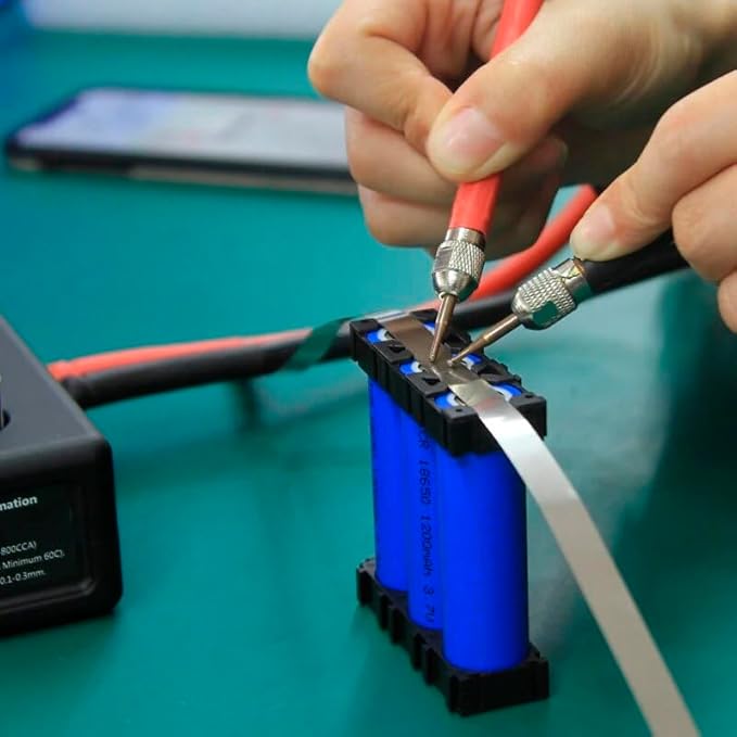Vendredi prochain (20/12), atelier de réparation de batteries par soudure à points : technistub.org/?p=4858