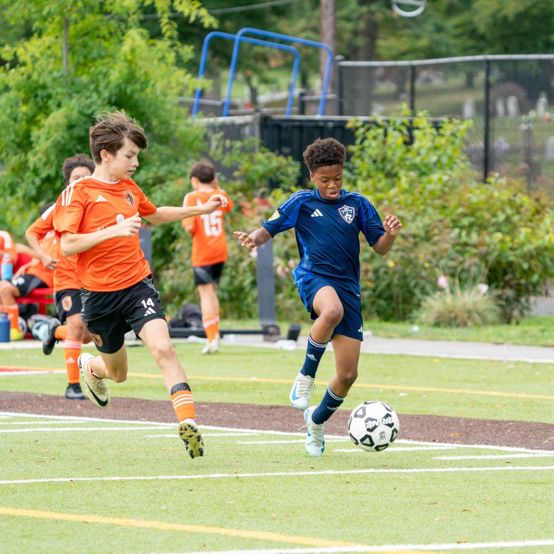 ECNL-RL ID Sessions Are Here! ⚽️

Calling all players born 2006-2010—don’t miss your chance to showcase your skills and be part of the DCSC family!

📅 Dates:
- Sunday, January 5th
- Sunday, January 12th

Register now: ow.ly/8jj950UqlZ3