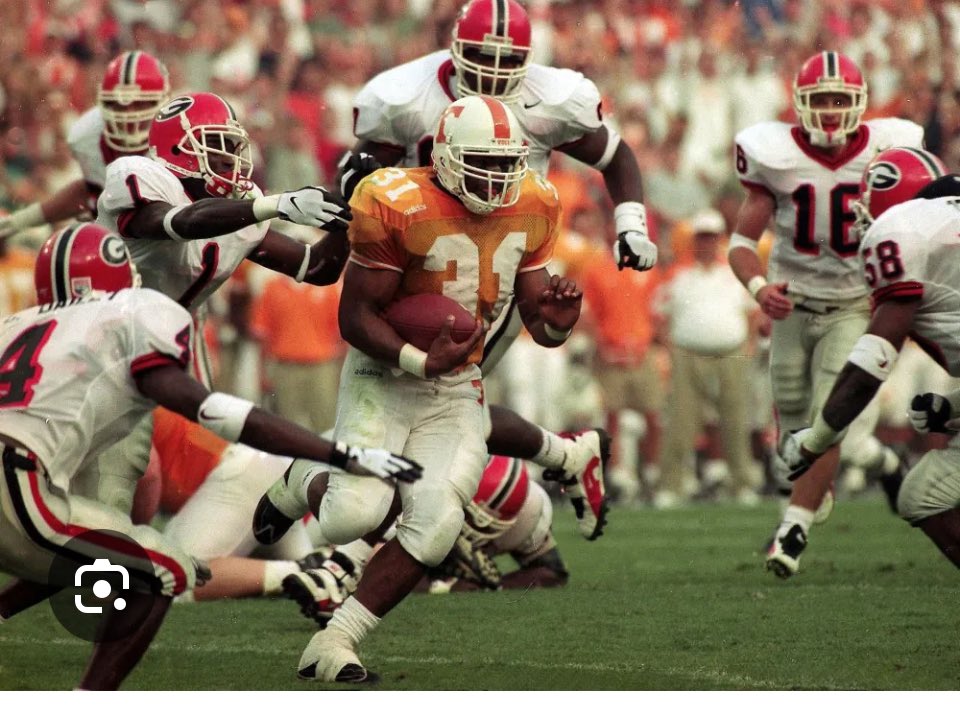 DerekMcNutt3's tweet photo. @More_Issues @Jamal31Lewis https://t.co/cigOpRQzq0