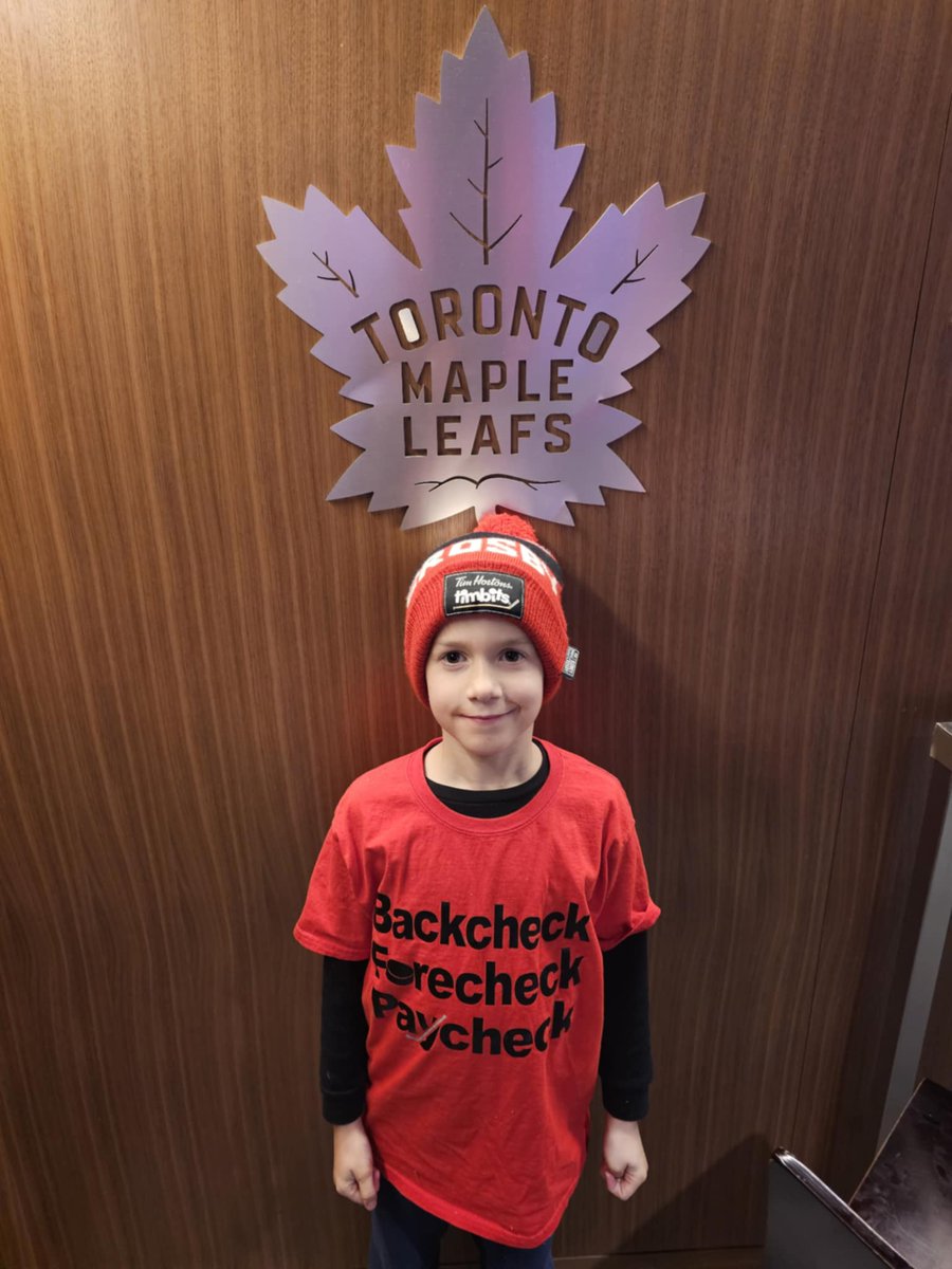 Jaxrx's tweet photo. @MapleLeafs @Molson_Canadian He was hoping to see Grebenkin for his first game this season, but happy either way! https://t.co/dUfwtZt4vi
