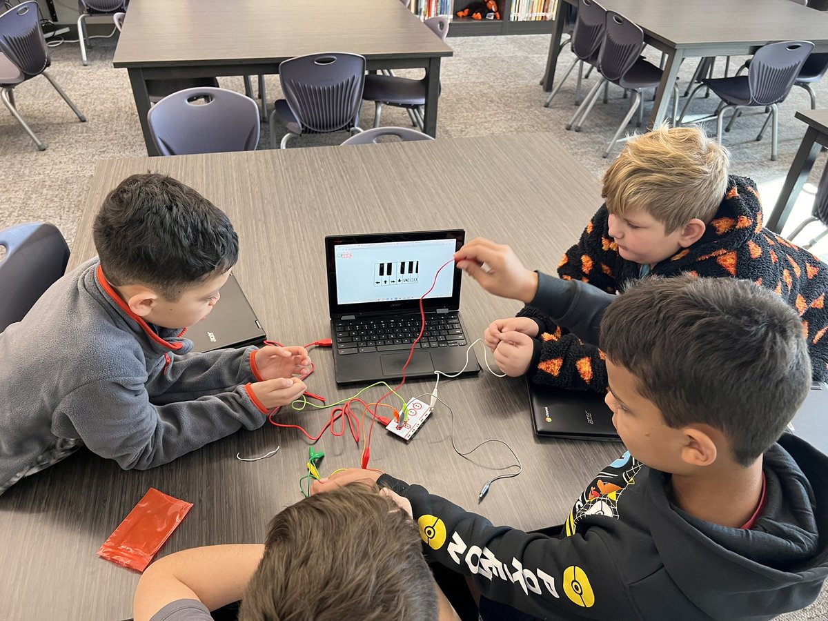 Ashlie Thomas tweet media