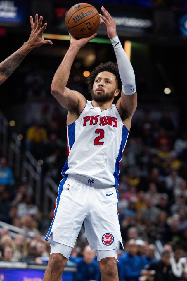 CactusWxst_'s tweet photo. #NBAX Prop 🏀
📊@OutlierDotBet 

#DetroitBasketball 
Cade Cunningham Over 22.5 Points
 
-125 #Czr

Collab w/ @Alchemist_Picks 

📊Cade has cleared this line in, 100% of his L5, 70% of his L10, 100% with 3+ days rest and in 65% of his last 20 road games.

📈This season Cade is averaging 23.9 points, with 9 FGM/19.7 FGA, shooting 39% from 3.During his last 5 games, Cade is averaging 26 points per game, with plenty of volume; 9.6 FGM / 19.8 FGA shooting 71% from 3.

📊The Boston Celtics give up an average of 25.4 pts to starting PGs.

📈Notable PGs pts vs BOS this season.
Morant: 32
Lillard: 31
Daniels: 28
Cunningham: 27
Curry: 27

Great spot here for Cade to continue to produce for the Pistons. The Celtics continue to be vulnerable against great guard play - making this a great matchup for Cade.

🔗: https://t.co/0aLSzJwDhU