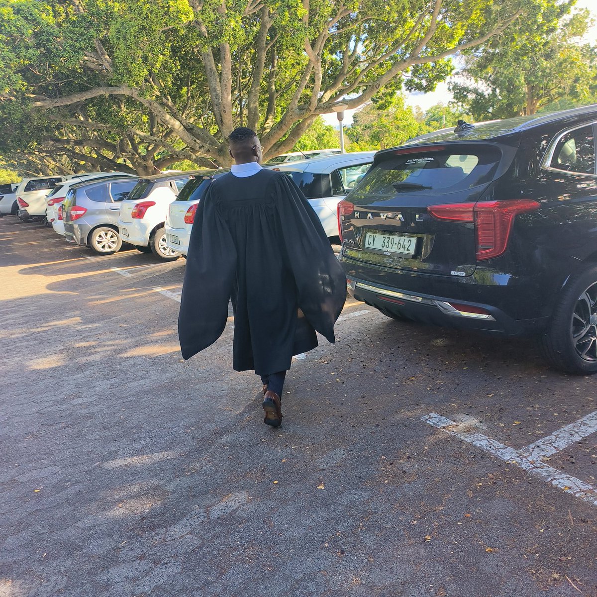 mpho_za's tweet photo. #SUGrad https://t.co/JKebbS2pZM