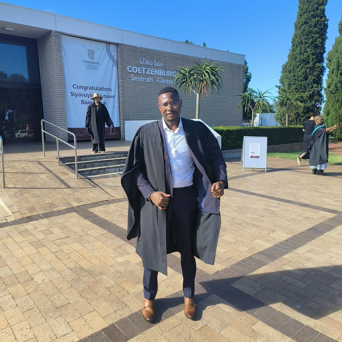 mpho_za's tweet photo. #SUGrad https://t.co/JKebbS2pZM