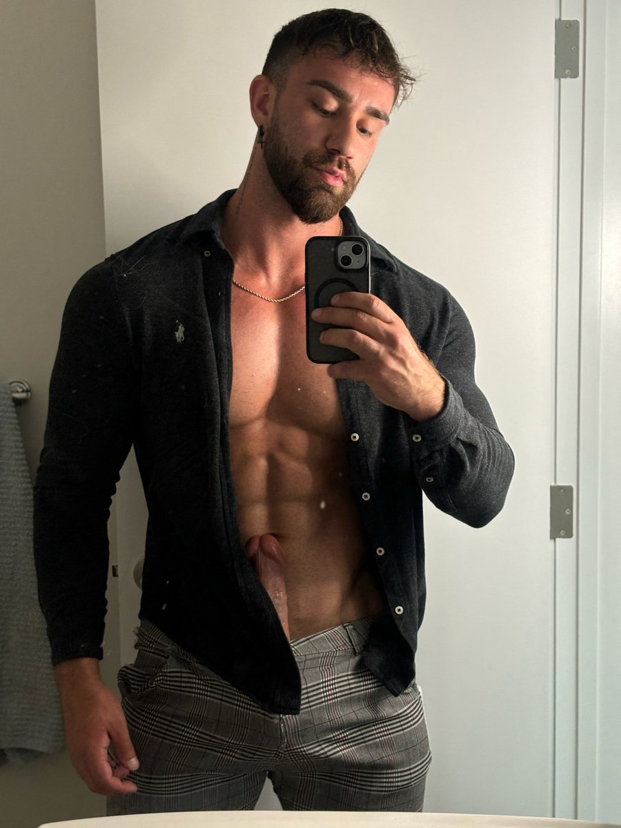 giveithope's tweet photo. would you workout with me? https://t.co/xRW6eIvOpV