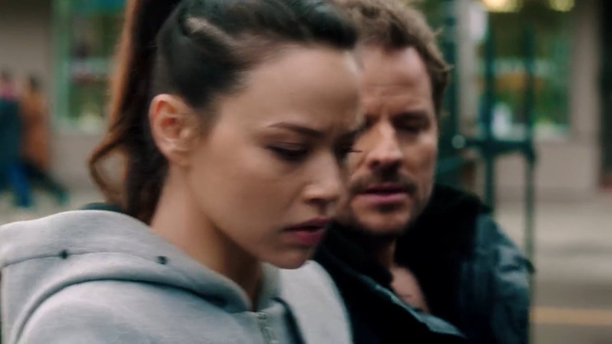 darkmatterfan3's tweet photo. ๐๐ : ๐๐๐ป'๐ ๐๐ต๐ฎ๐ ๐ฎ ๐ฃ๐ฎ๐ฟ๐ฎ๐ฑ๐ผ๐
? (๐ฏ๐
๐ฌ๐ต) #44
๐๐ถ๐ฟ ๐ฑ๐ฎ๐๐ฒ: Jแดสส 28, 2017
#DailyDarkMatter #DarkMatterSeason3 #CanadianScifi #RazaCrew #SciFi #IsntthataParadox #Sciftv #DarkMatterFamily #MelissaONeil #DarkMatter #AnthonyLemke #DarkMatterForever https://t.co/MgZfCkVxs8